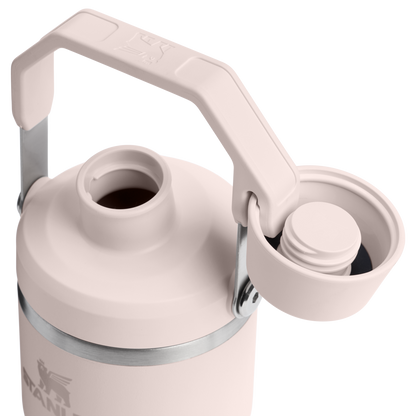 The IceFlow™ Tumbler with Fast Flow Lid